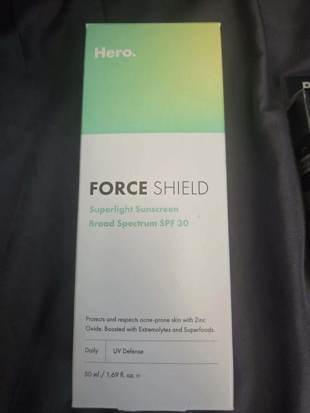 Force Shield SPF 30 Sunscreen - White